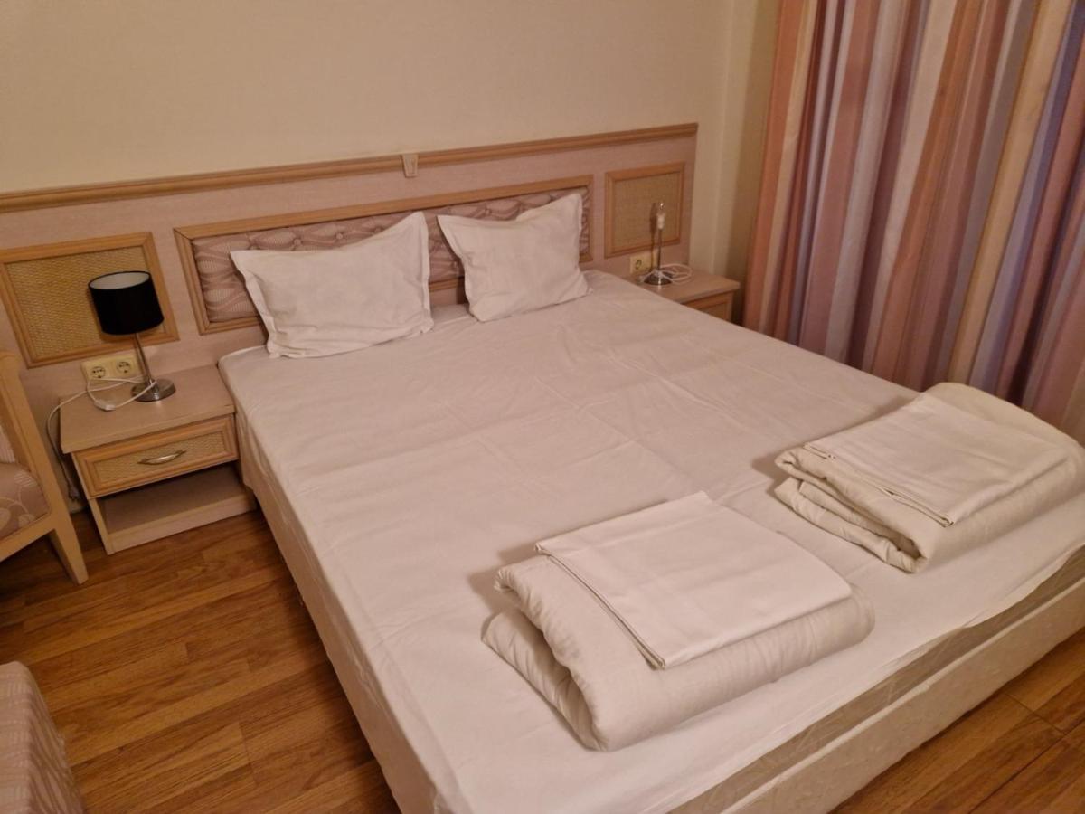Bendita Mare Family Apartments Altın Kumlar Dış mekan fotoğraf
